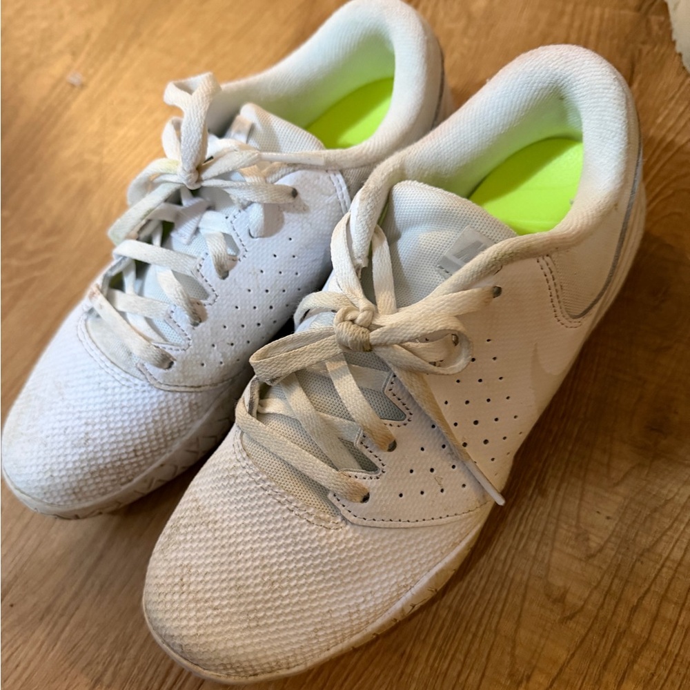 Nike Women's White Cheer Shoes